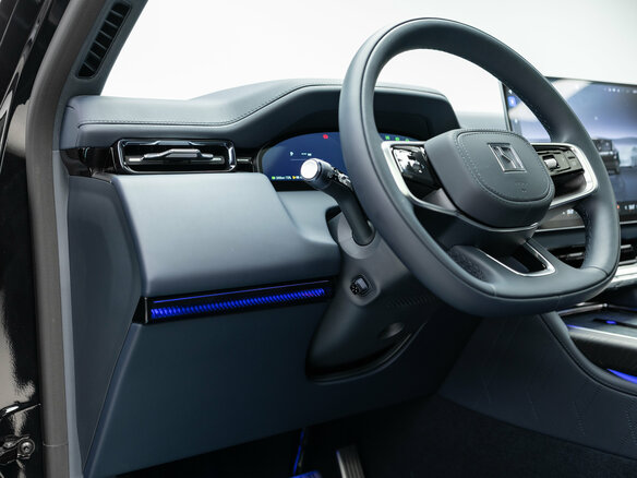 2026 Zeekr 9X 55 kWh (до 3.5 т), чёрный, 13190000 рублей - вид 13