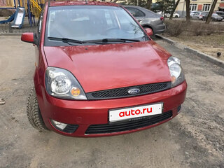 2007 Ford Fiesta Mk5, красный, 405000 рублей, вид 2