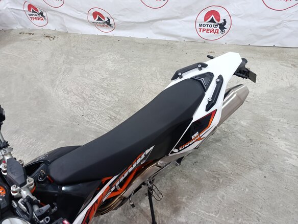 2014 KTM 690 Enduro R, жёлтый, 600000 рублей - вид 12
