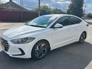 2018 Hyundai Elantra VI (AD), белый, 1750000 рублей, вид 4