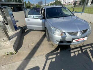 2005 Mitsubishi Lancer IX, серебристый, 610000 рублей, вид 2