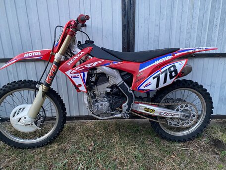 2015 Honda CRF 250R, красный, 430000 рублей, вид 2