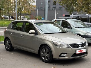 2011 Kia Ceed I Рестайлинг, серебристый, 1100000 рублей, вид 4