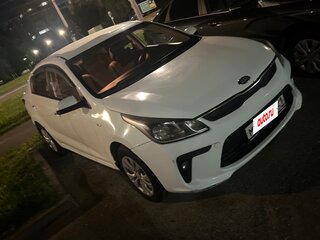 2018 Kia Rio IV, белый, 1050000 рублей, вид 5