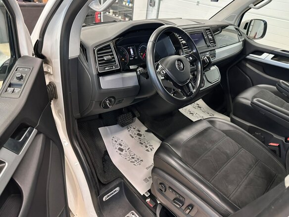 2017 Volkswagen Multivan T6, белый, 4399900 рублей - вид 10