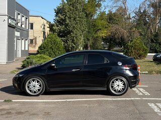 2008 Honda Civic VIII, чёрный, 590000 рублей, вид 4