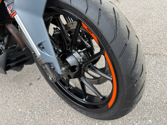 2023 KTM 390 Duke, красный, 550000 рублей - вид 7