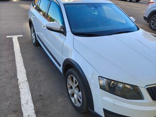 2015 Skoda Octavia Scout III (A7), белый, 2100000 рублей, вид 2
