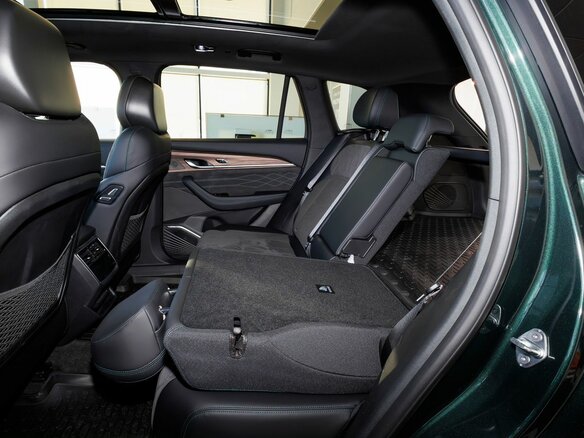 2026 Geely Monjaro I Рестайлинг, зелёный, 4954990 рублей - вид 12
