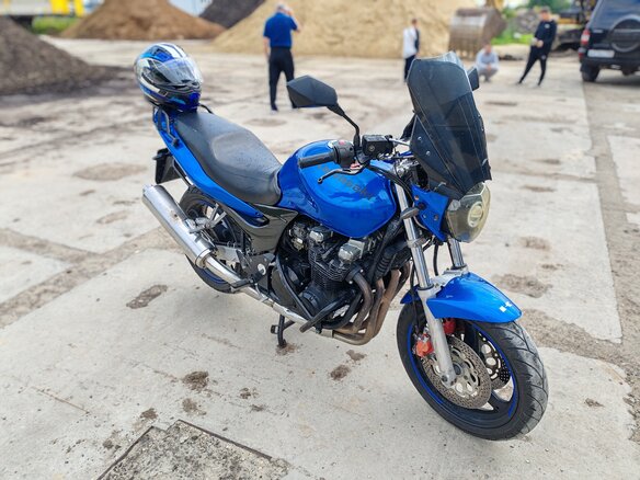 1999 Kawasaki ZR-7, синий, 210000 рублей - вид 2