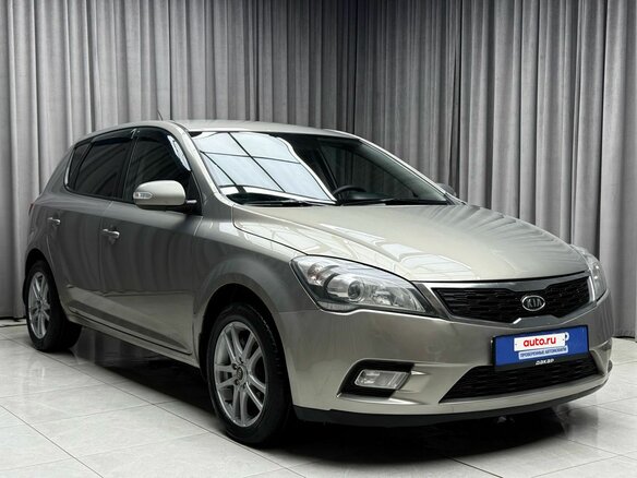 2011 Kia Ceed I Рестайлинг, серебристый, 579000 рублей - вид 2