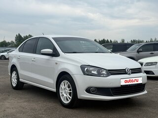 2013 Volkswagen Polo V, белый, 829999 рублей, вид 3