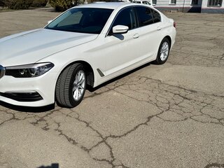 2018 BMW 5 серии 520d VII (G30/G31/G38), белый, 3700000 рублей, вид 1