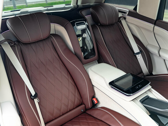 2025 Mercedes-Benz Maybach GLS 600 I Рестайлинг, чёрный, 33690000 рублей - вид 34