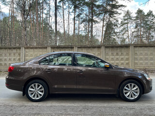 2013 Volkswagen Jetta VI, коричневый, 1050000 рублей, вид 4