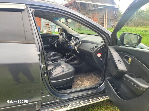 2010 Hyundai ix35 I, серый, 1050000 рублей - вид 10