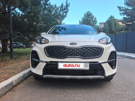 2021 Kia Sportage IV Рестайлинг, белый, 2490000 рублей, вид 3