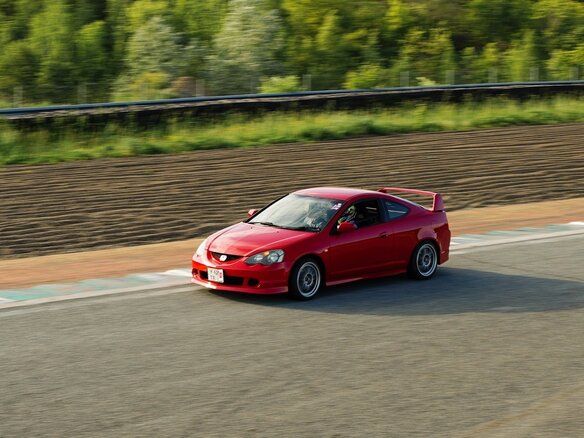 2001 Honda Integra IV, красный, 900000 рублей - вид 8