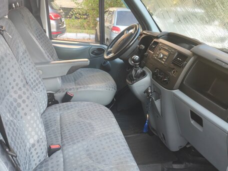 2010 Ford Transit, серебристый, 730000 рублей, вид 5