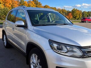 2012 Volkswagen Tiguan I Рестайлинг, серебристый, 1200000 рублей, вид 2