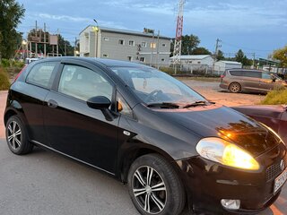 2008 Fiat Punto III Grande Punto, чёрный, 420000 рублей, вид 2