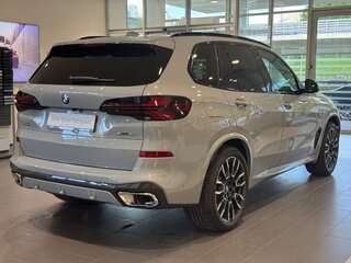 2025 BMW X5 Long 40Li IV (G05/G18) Рестайлинг, серый, 15020000 рублей, вид 4