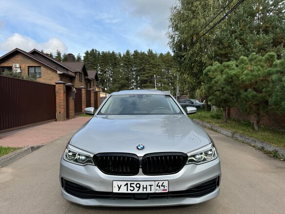 2019 BMW 5 серии 520d xDrive VII (G30/G31/G38), серый - вид 5