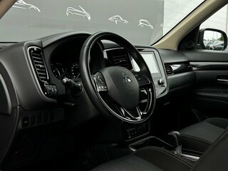 2021 Mitsubishi Outlander III Рестайлинг 3, серый, 2198800 рублей, вид 5