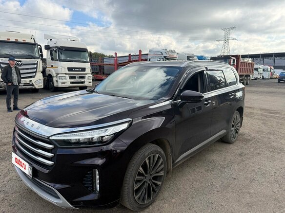 2022 Exeed VX I, фиолетовый, 2180000 рублей