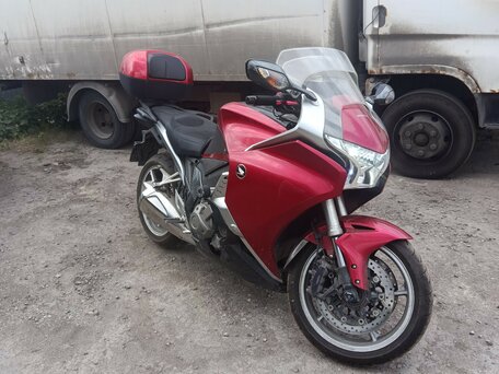 2011 Honda VFR 1200, красный, 500000 рублей, вид 5
