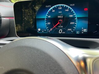 2019 Mercedes-Benz CLA 200 II (C118, X118), белый, 3100000 рублей, вид 4