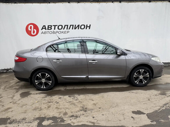 2011 Renault Fluence I, серый, 610000 рублей - вид 5