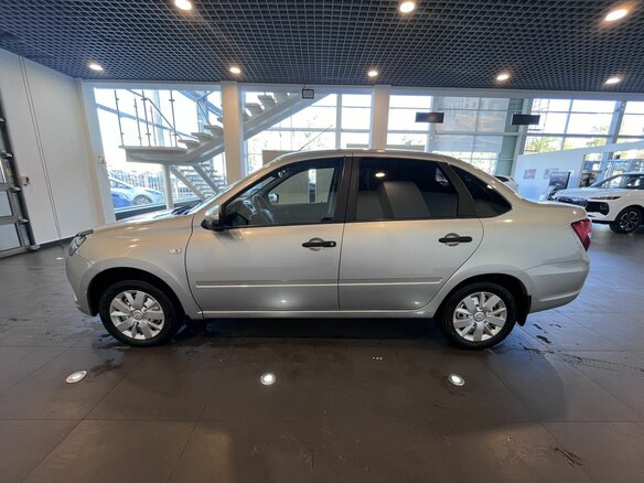 2018 Lada (ВАЗ) Granta I Рестайлинг, серебристый, 580000 рублей - вид 5
