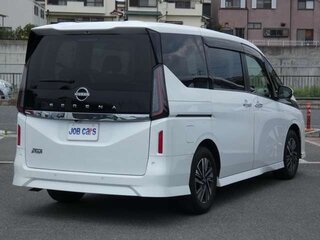 2023 Nissan Serena VI (C28), белый, 2270300 рублей, вид 5