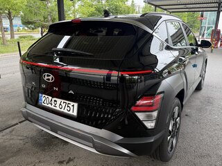 2023 Hyundai Kona II (SX2), чёрный, 2300600 рублей, вид 3