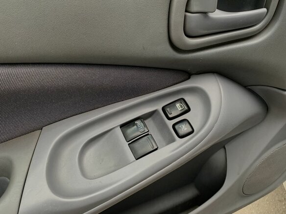 2003 Nissan Almera II (N16) Рестайлинг, серебристый, 219000 рублей - вид 10