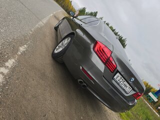 2013 BMW 5 серии 520i VI (F10/F11/F07) Рестайлинг, серый, 1650000 рублей, вид 4