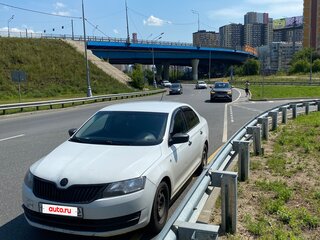 2017 Skoda Rapid I Рестайлинг, белый, 555000 рублей, вид 1