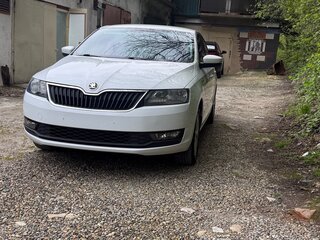 2018 Skoda Rapid I Рестайлинг, белый, 1685000 рублей, вид 3