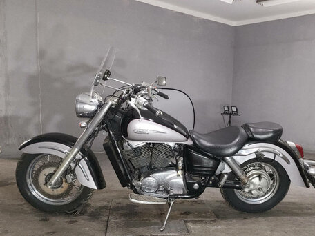 1998 Honda VT 1100, серый, 449000 рублей, вид 2