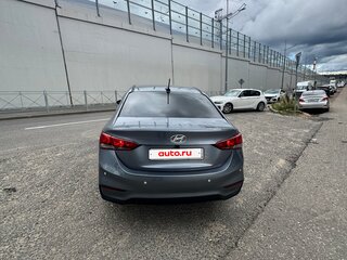 2017 Hyundai Solaris II, серый, 1050000 рублей, вид 4