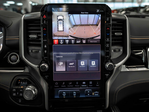 2026 Ram 1500 Crew Cab V Рестайлинг, белый - вид 35
