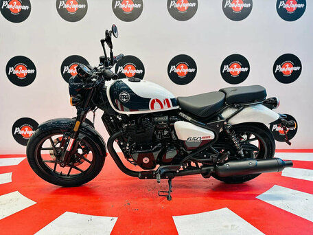 2026 Royal Enfield Shotgun, белый, 722000 рублей, вид 3