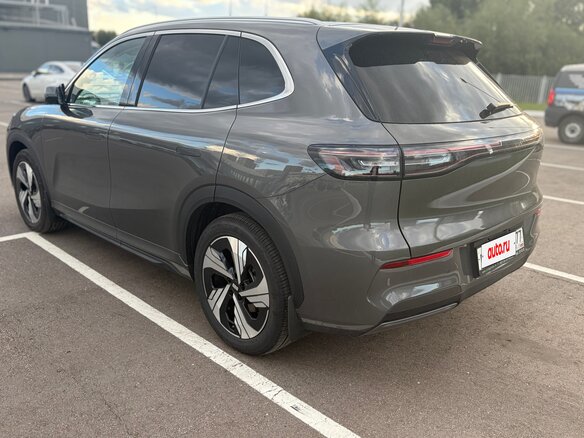 2025 Geely EX5, серый, 3999999 рублей - вид 2