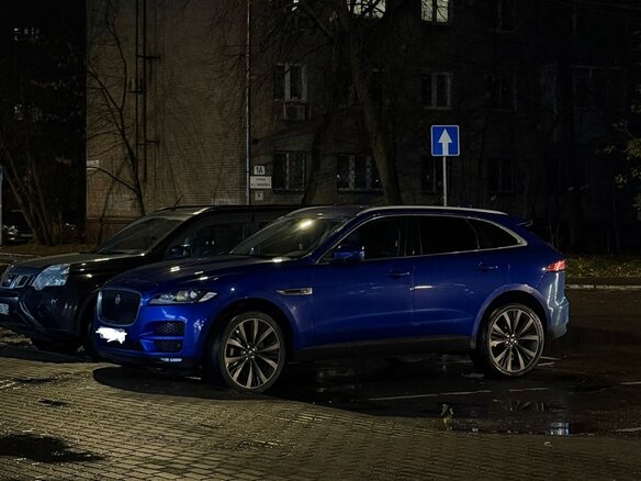 2018 Jaguar F-Pace I, синий, 2555555 рублей - вид 4