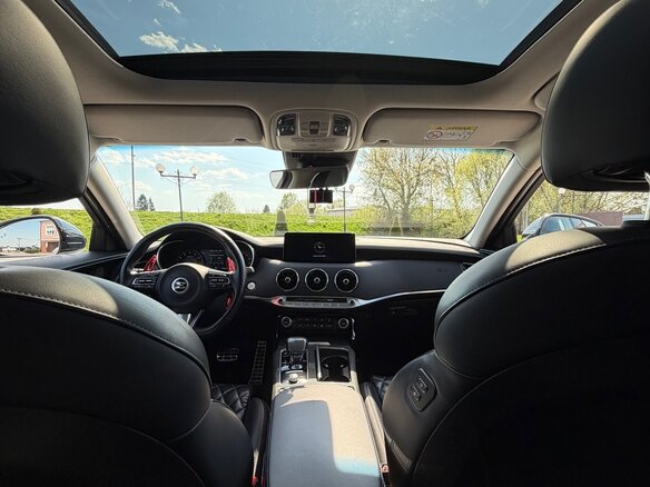 2020 Kia Stinger I Рестайлинг, белый - вид 25