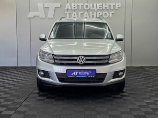 2014 Volkswagen Tiguan I Рестайлинг, серебристый, 1435000 рублей, вид 4