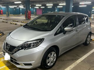 2020 Nissan Note II Рестайлинг, серебристый, 1100000 рублей, вид 3