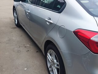 2014 Kia Cerato III, серебристый, 1200000 рублей, вид 3