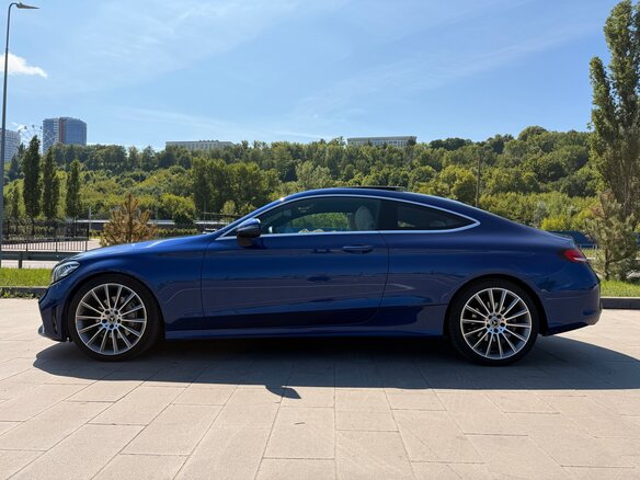 2019 Mercedes-Benz C-Класс 200 IV (W205) Рестайлинг, синий, 3800000 рублей - вид 5